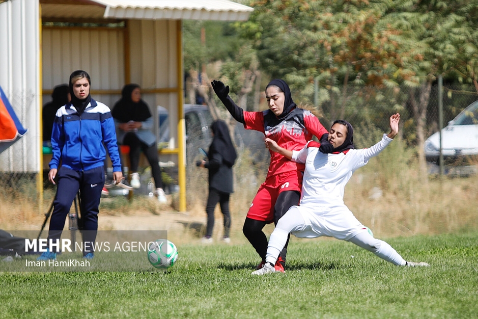 مسابقات مینی فوتبال قهرمانی بانوان کشور