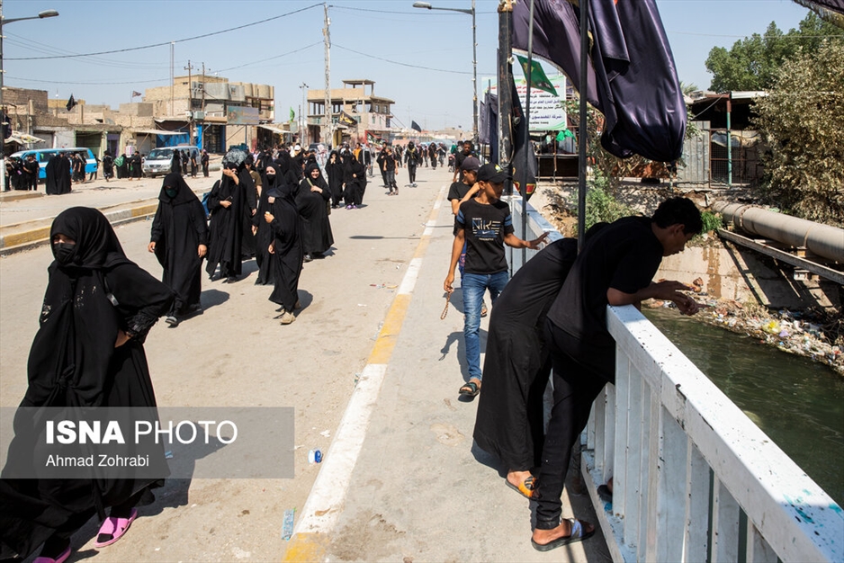 پیاده روی زائرین اربعین از حله به سمت طویریج