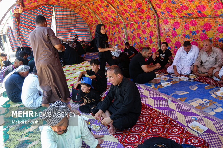 راهپیمایی زوار از حله به کربلا