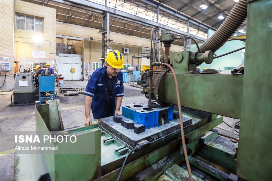 بازدید اصحاب رسانه از شرکت بهره‌برداری نفت و گاز کارون