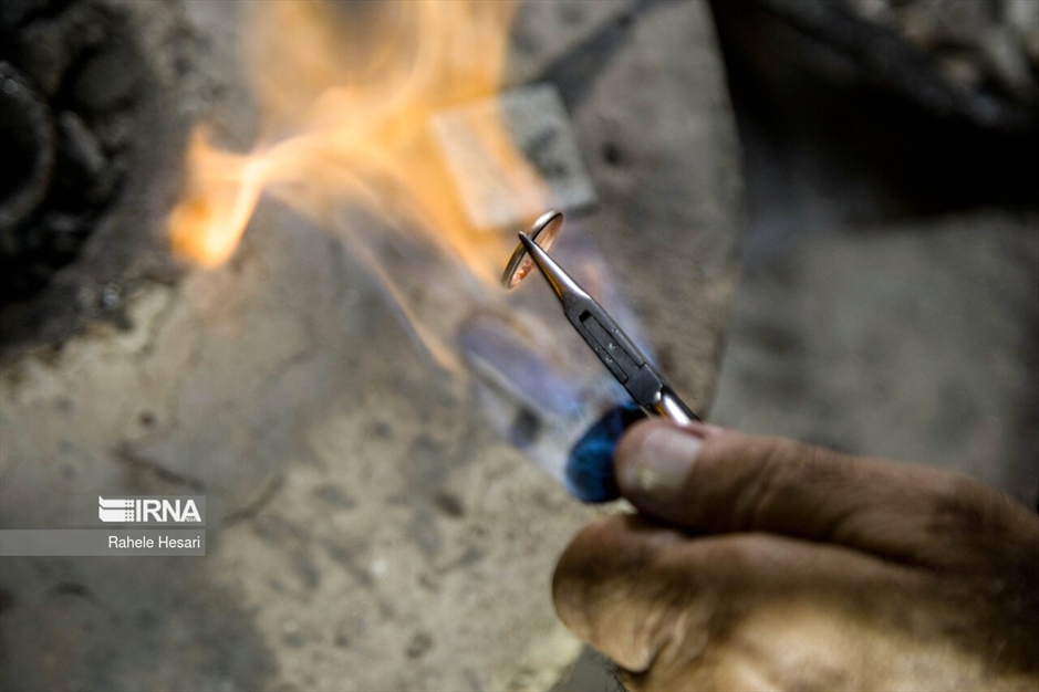 ساخت زیور آلات ترکمن