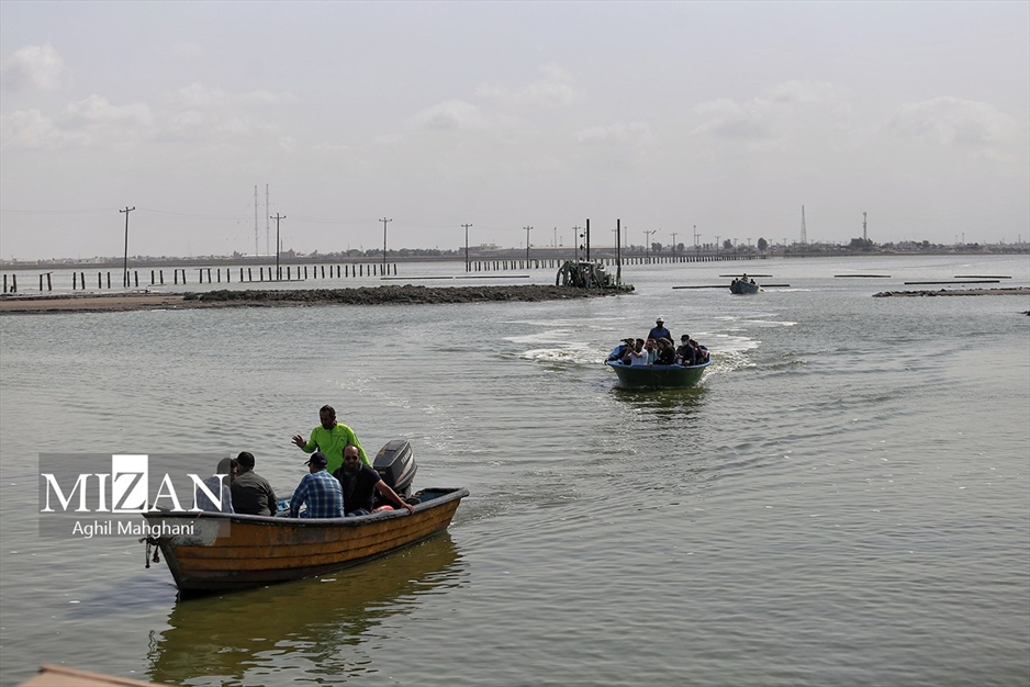 بازدید میدانی خبرنگاران ۲۰ رسانه از جزیره آشوراده