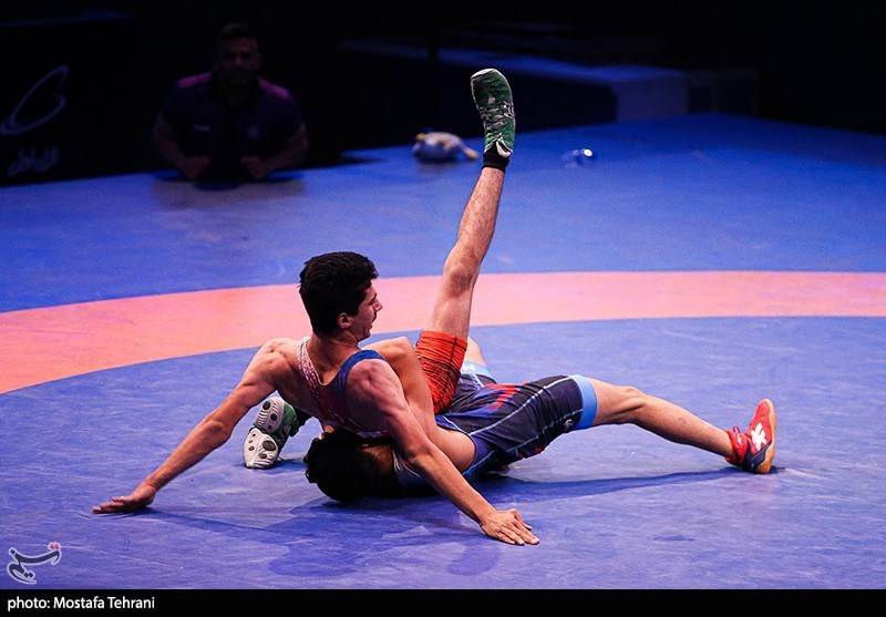 مسابقات کشتی قهرمانی بسیج کشور