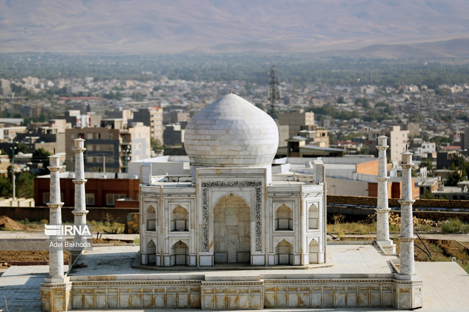 بوستان «دنیای کوچک»