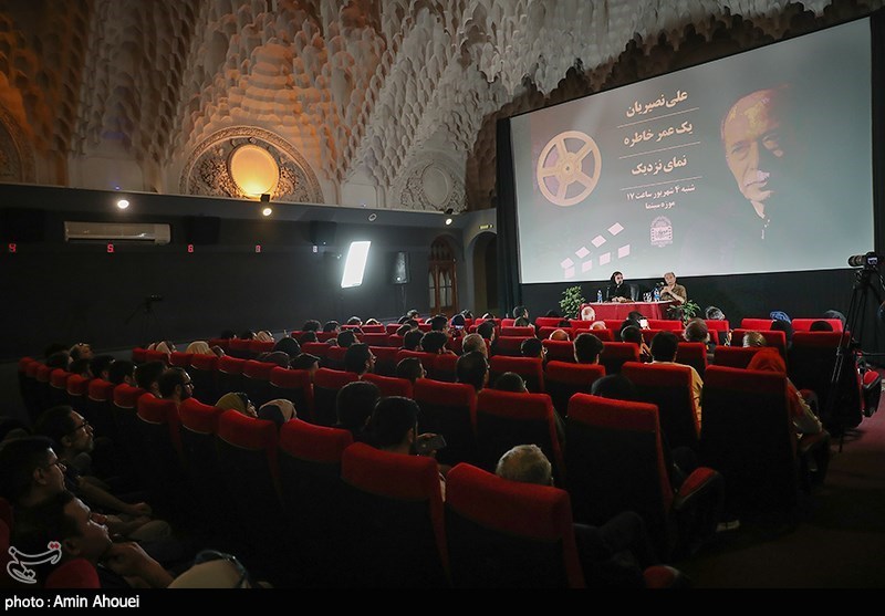 دیدار صمیمانه علی نصیریان با باشگاه مخاطبان موزه سینما