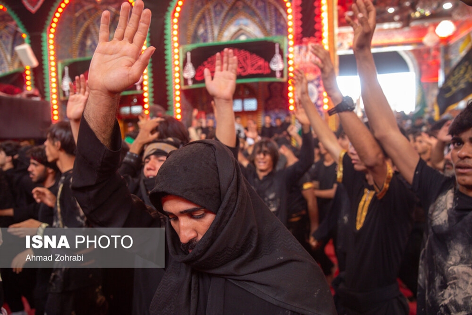 ورود و عزاداری زائران حسینی به کربلا