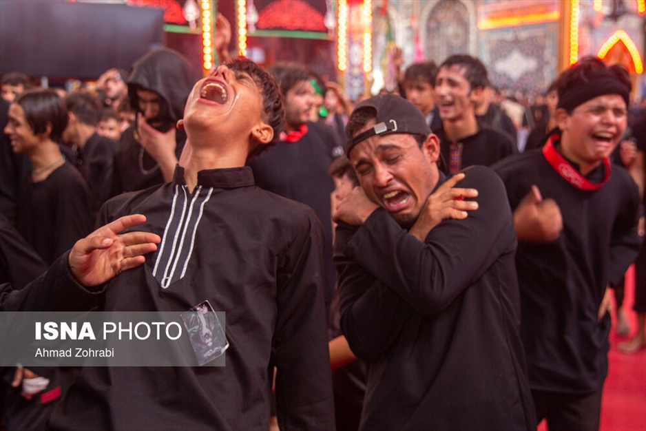ورود و عزاداری زائران حسینی به کربلا