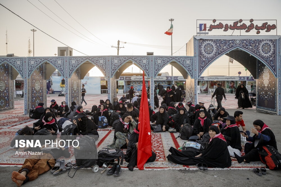 تردد شبانه زائران اربعین حسینی از مرز شلمچه