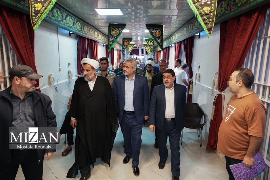 بازدید رئیس کل دادگستری تهران از ندامتگاه تهران بزرگ