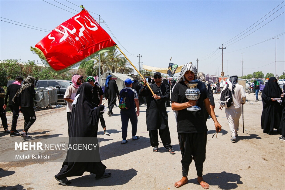 راهپیمایی زوار از حله به کربلا