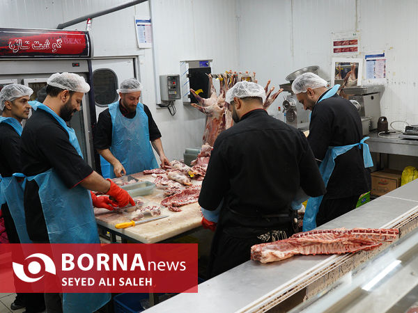 توزیع گوشت گرم وارداتی با نظارت وزارت جهاد