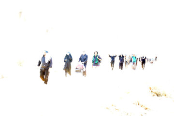 پیاده روی در گرمای ۵۰ درجه