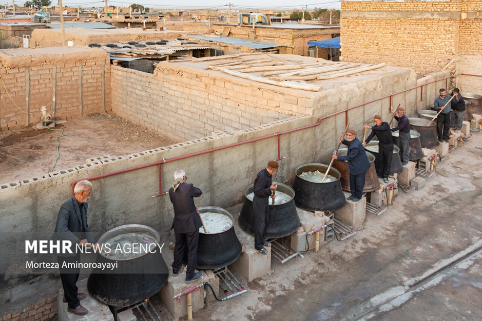 آئین حلیم پزان در روستای «کفکی» 