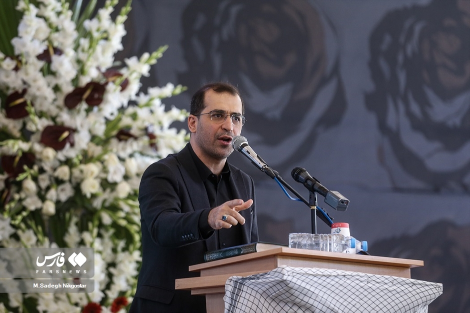 تشییع و تدفین شهید گمنام در دانشکده هواپیمایی کشوری