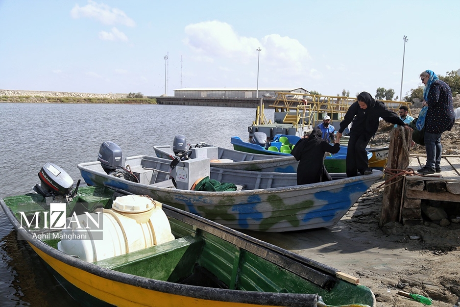 بازدید میدانی خبرنگاران ۲۰ رسانه از جزیره آشوراده