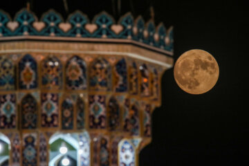 سومین اَبَر ماه سال