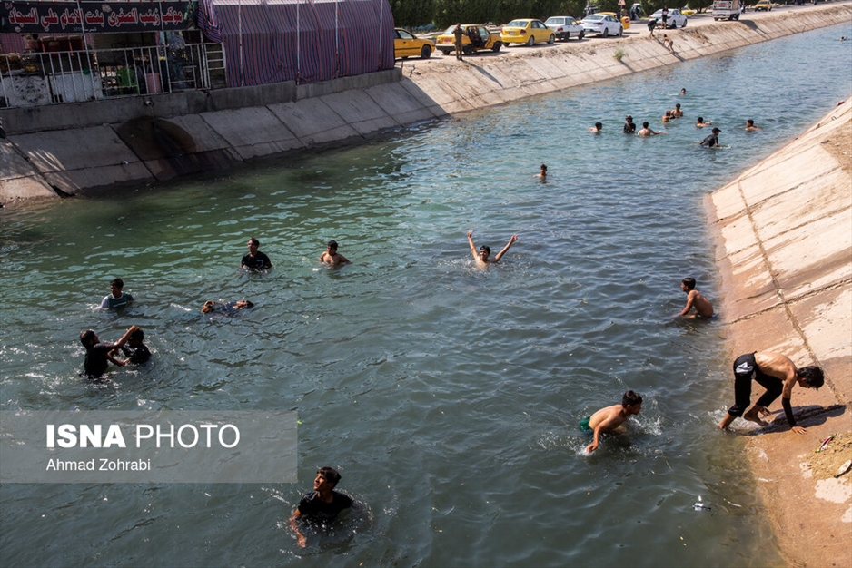 پیاده روی زائرین اربعین از حله به سمت طویریج