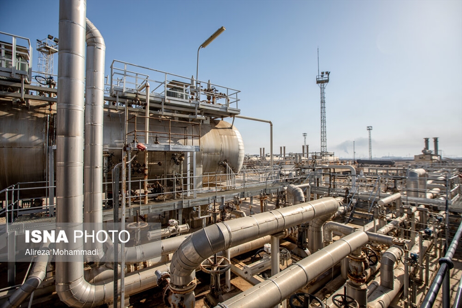 بازدید اصحاب رسانه از شرکت بهره‌برداری نفت و گاز کارون