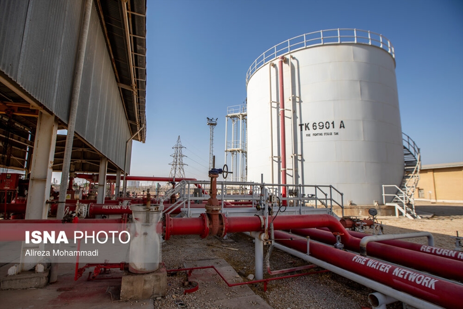 بازدید اصحاب رسانه از شرکت بهره‌برداری نفت و گاز کارون