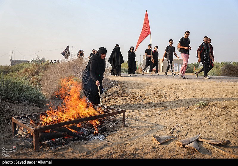 پیاده روی زائرین اربعین حسینی - عراق