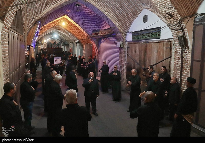 مراسم عزاداری به مناسبت شهادت امام رضا در بازار تبریز