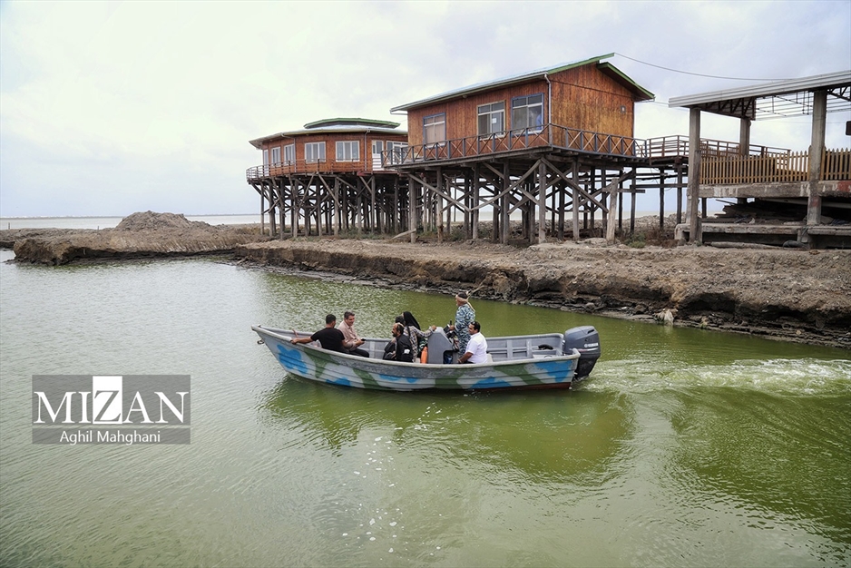 بازدید میدانی خبرنگاران ۲۰ رسانه از جزیره آشوراده