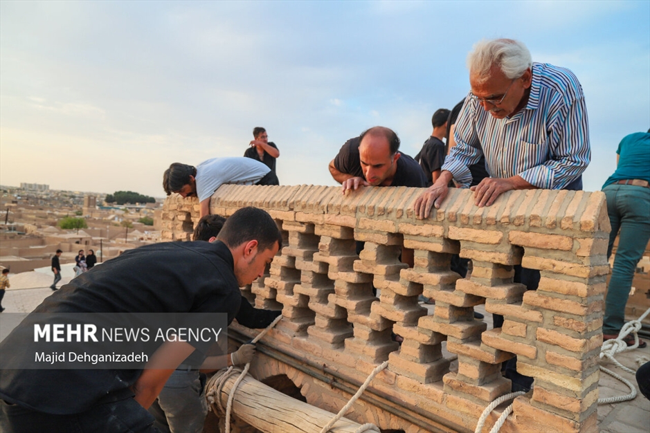 مراسم سنتی پوش کشی در مسجد جامع یزد