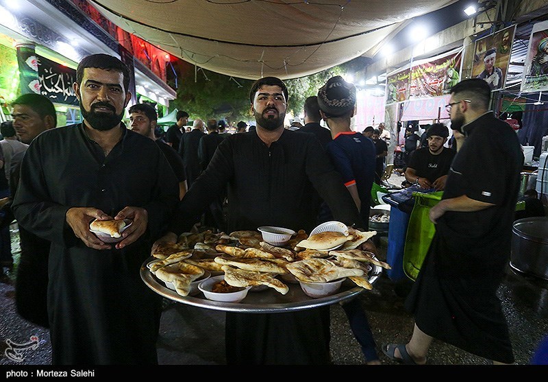 موکب های پذیرایی از زائرین اربعین در شهر کربلا