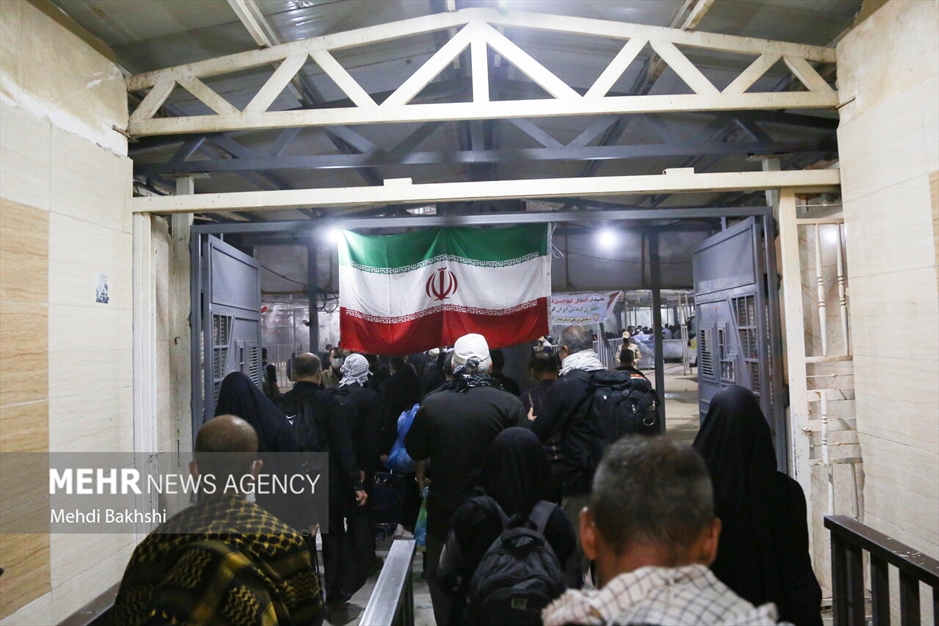 بازگشت شبانه زائران اربعین