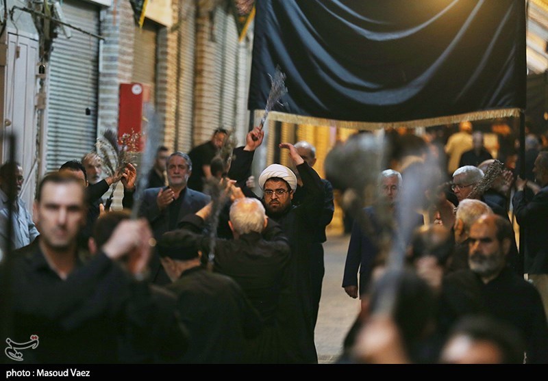 مراسم عزاداری به مناسبت شهادت امام رضا در بازار تبریز