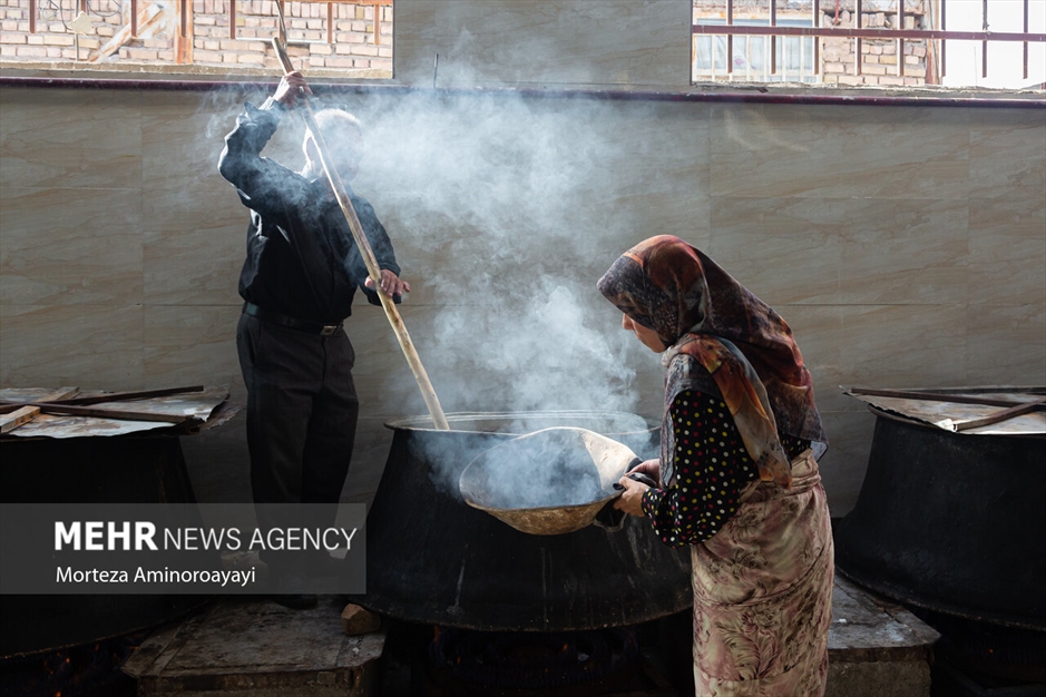 آئین حلیم پزان در روستای «کفکی» 