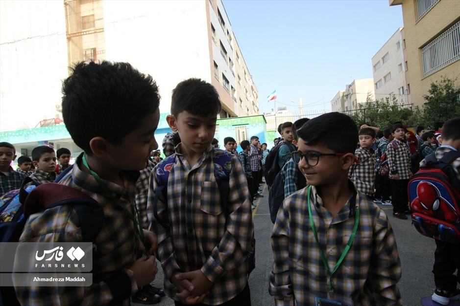 اولین روز مدرسه فرزند شهید مدافع حرم«داوود جعفری»