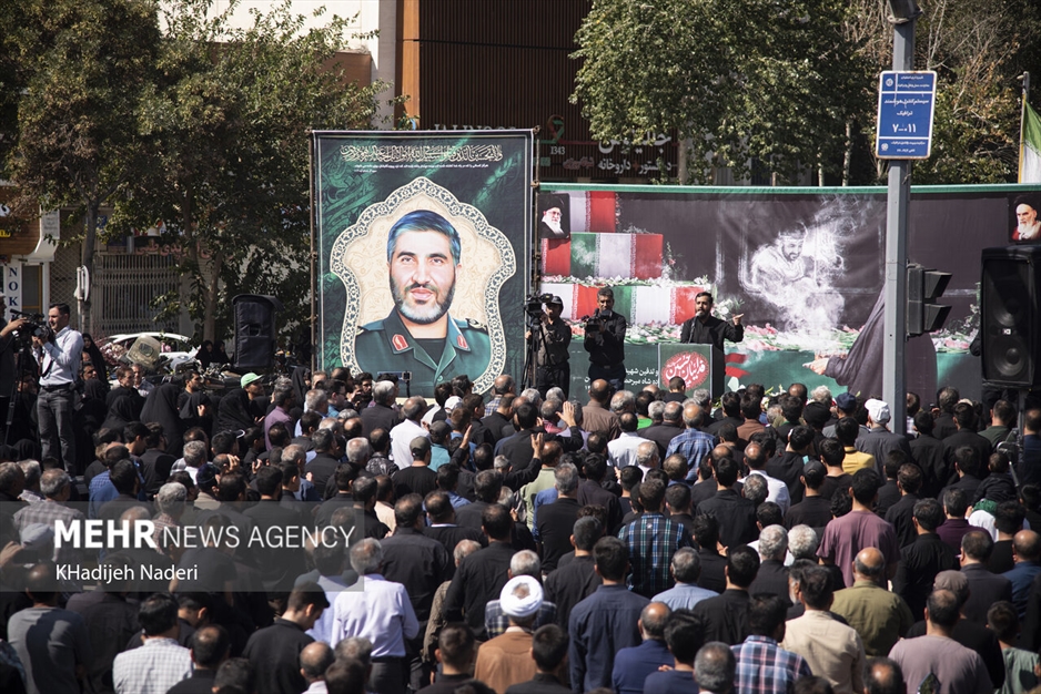 تشییع پیکر مطهر شهید گمنام در اصفهان