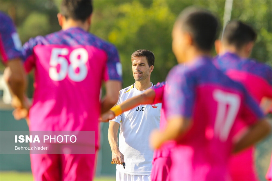 تمرین تیم سپاهان پیش از دیدار با الاتحاد عربستان