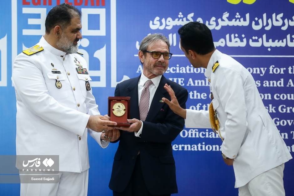 تقدیر از سفرا و وابستگان نظامی کشورهای مقصد ناوگروه ۸۶