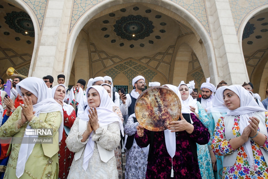 نمایشگاه «روستا آباد»