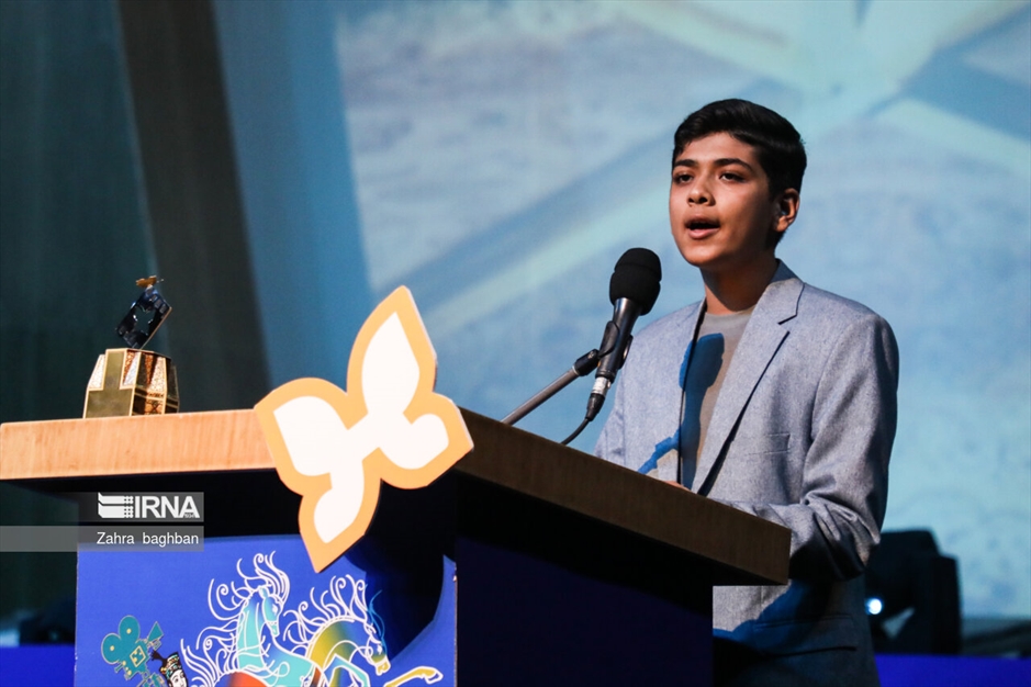 افتتاحیه سی‌وپنجمین جشنواره فیلم‌های کودکان‌ونوجوانان