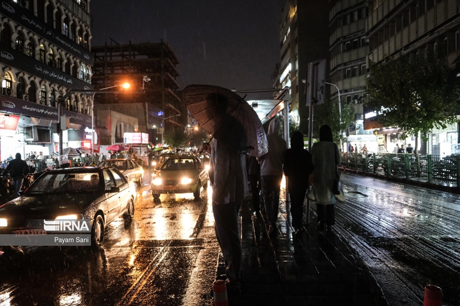 عصر بارانی تهران