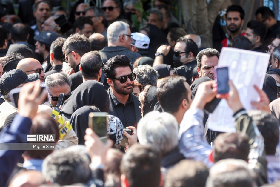 تشییع پیکر «داریوش مهرجویی» و «وحیده محمدی فر»