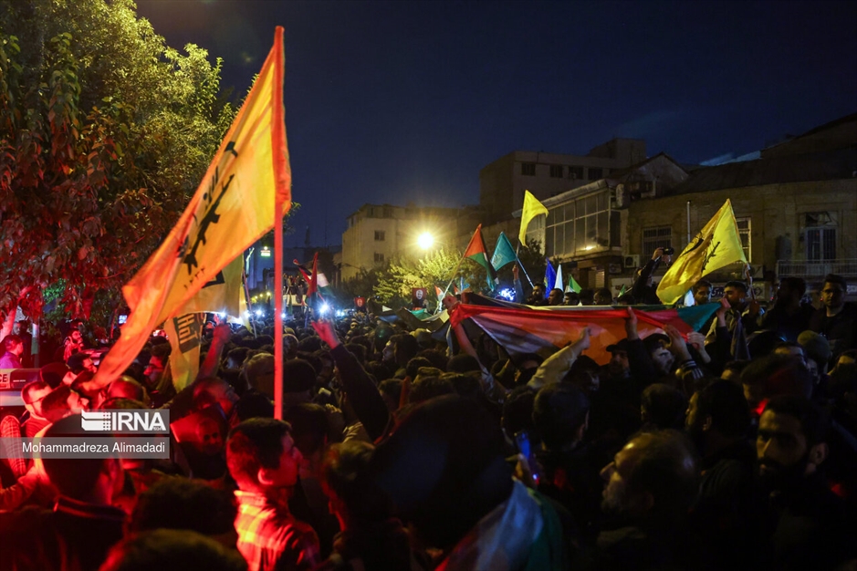 تجمع شبانه مردم در محکومیت جنایت جنگی رژیم صهیونیستی