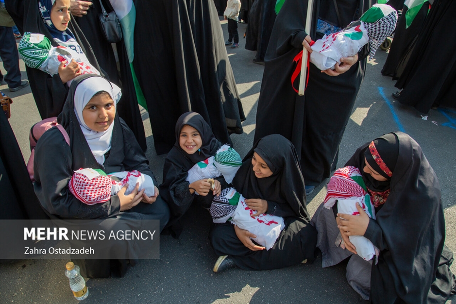 تجمع مادران و کودکان در حمایت از مردم فلسطین