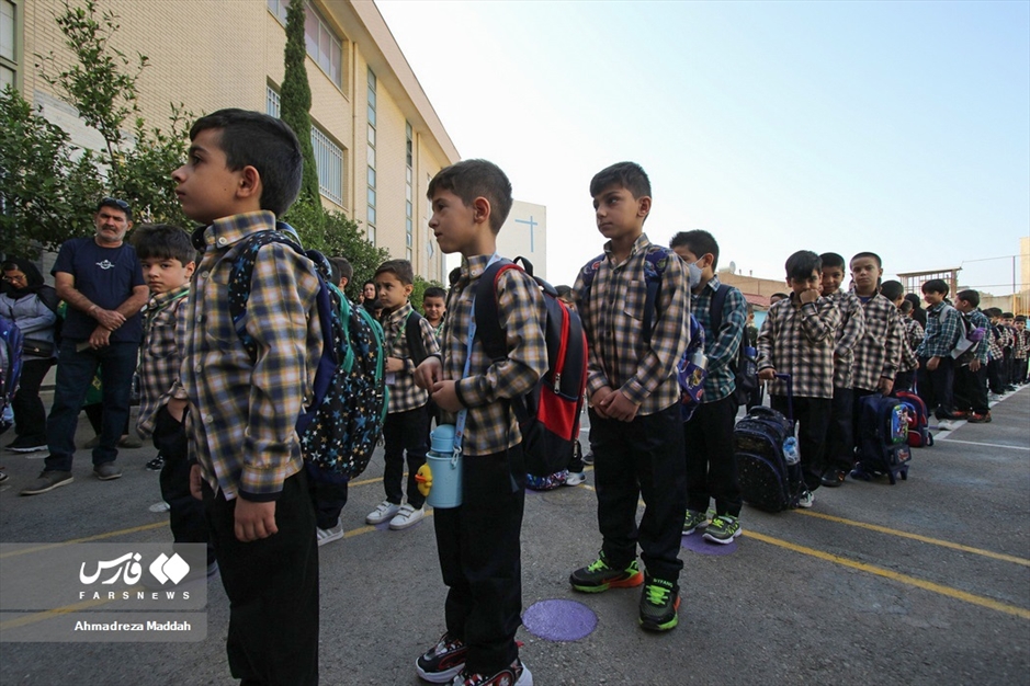 اولین روز مدرسه فرزند شهید مدافع حرم«داوود جعفری»