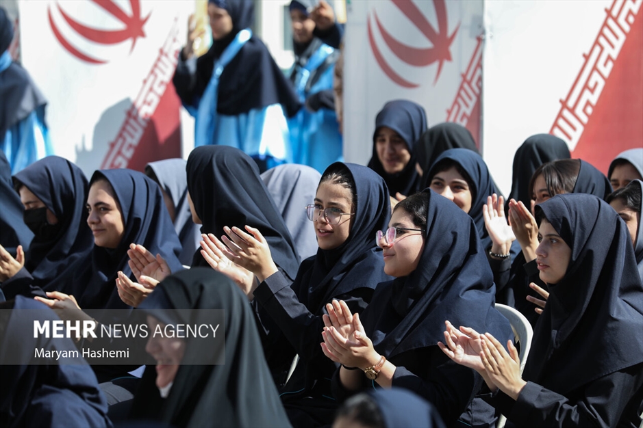 مراسم جشن عاطفه‌ها با حضور وزیر آموزش و پرورش