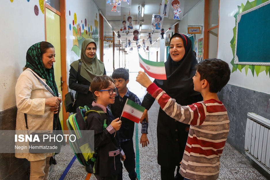 مراسم آغاز سال تحصیلی با حضور وزیر تعاون، کار و رفاه اجتماعی