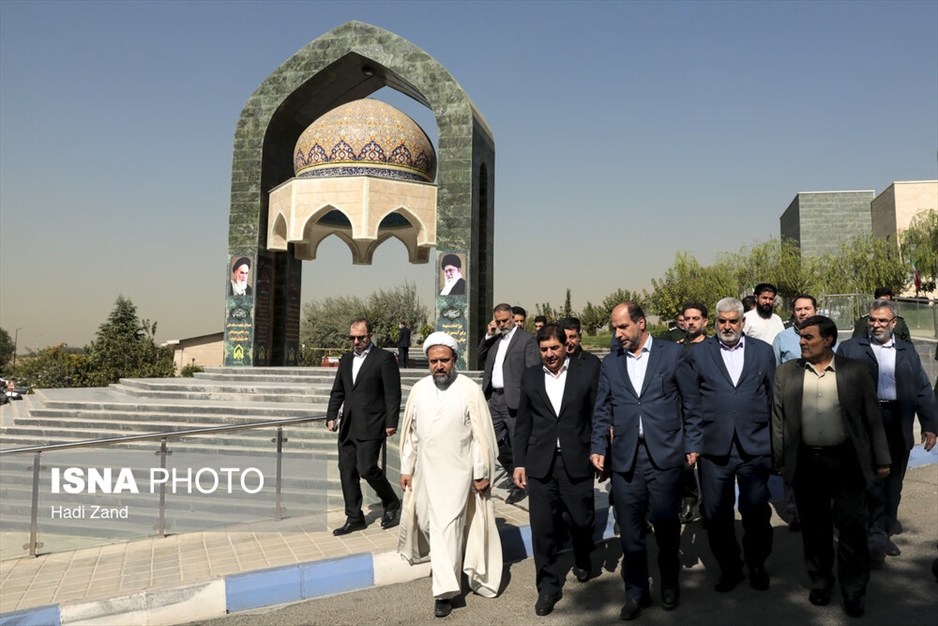 بازدید معاون اول رییس جمهور از پروژه‌های فناوری دانشگاه امام حسین علیه‌السلام