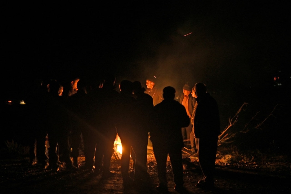 پناهجویان در حال ترک قره‌باغ 