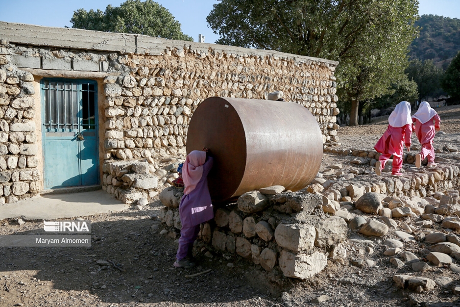مدرسه ی تک کلاسه حره دان