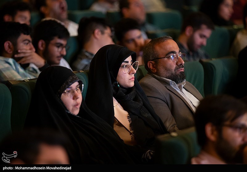 مراسم رونمایی از مستند پرچمدار