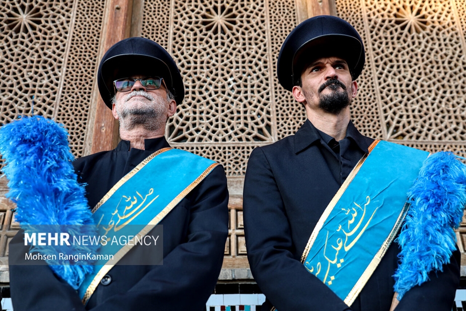 آیین تعویض پرچم حرم حضرت عبدالعظیم حسنی علیه‌السلام