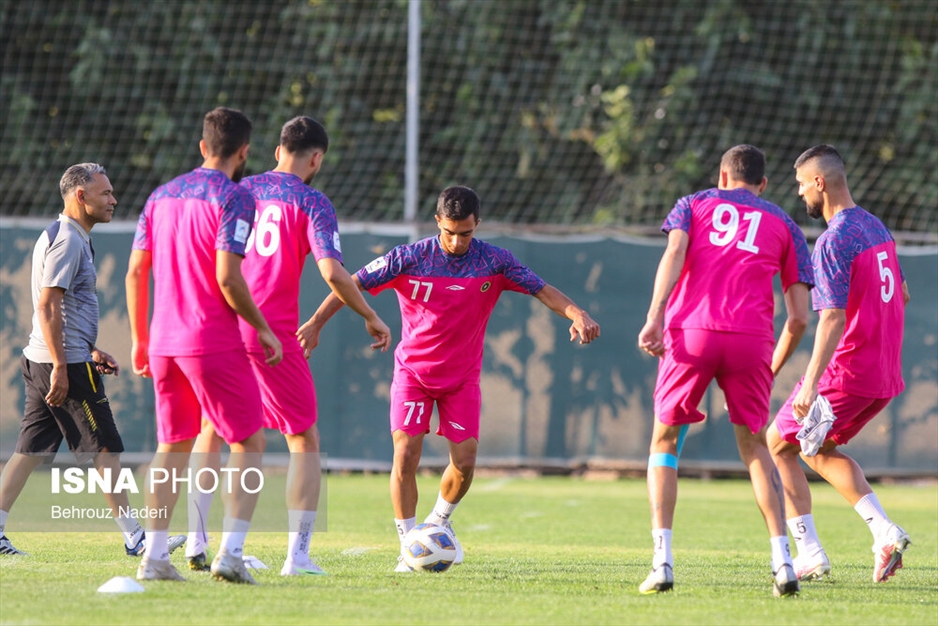 تمرین تیم سپاهان پیش از دیدار با الاتحاد عربستان